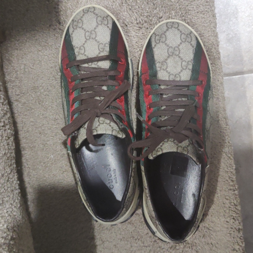 Authentic Gucci sneakers